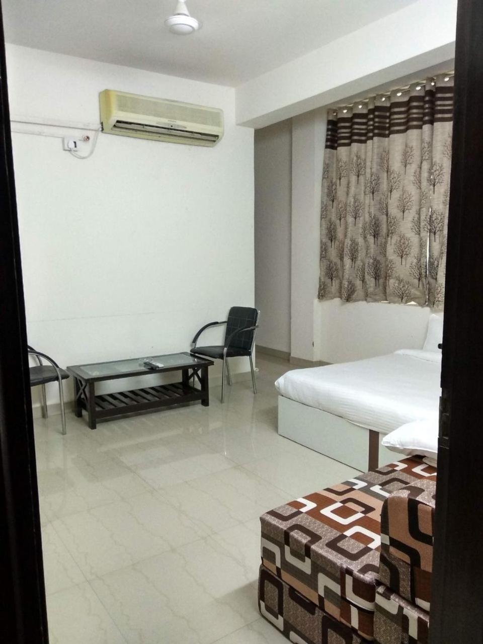The Radiance Suites And Apartment 新德里 外观 照片