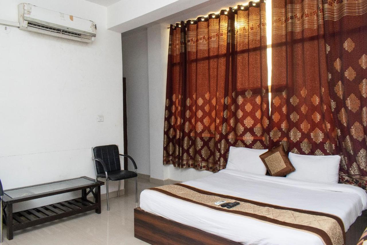 The Radiance Suites And Apartment 新德里 外观 照片